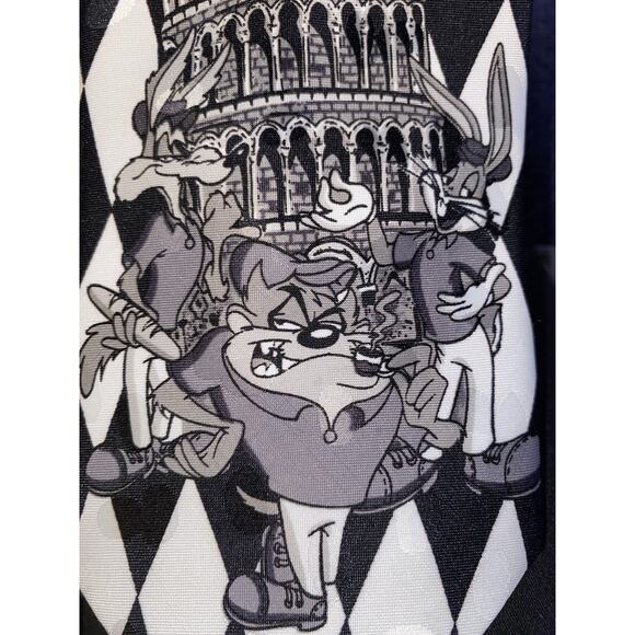 Looney Tunes Mania Neck Tie Bugs Bunny Taz Tweety Coyote Leaning Tower of Pisa - Picture 3 of 6